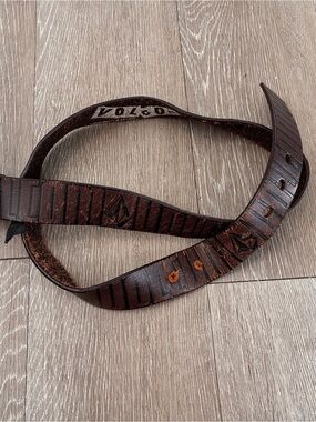 Volcom Men's Dark Brown Leather Belt with Embossed Stripes